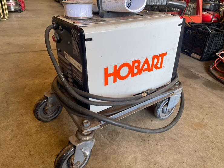 #1815-•-hobart-handler-130-wire-feed-welder-on-cart-image-3