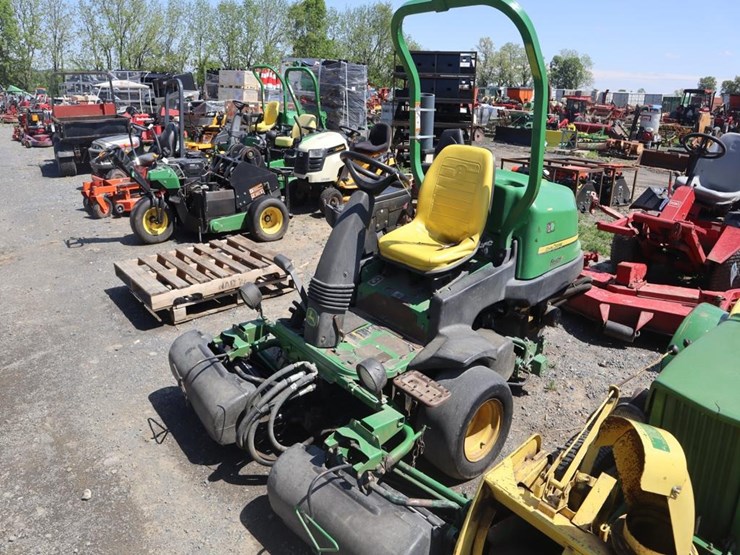 john-deere-2500b-image-4