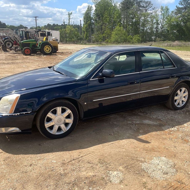2006 Cadillac DTS 4 Door Sedan (215,267 Miles)