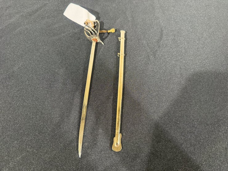 #36155-•-us-modelo-902-officer-sword-letter-opener-with-box-guard-image-3