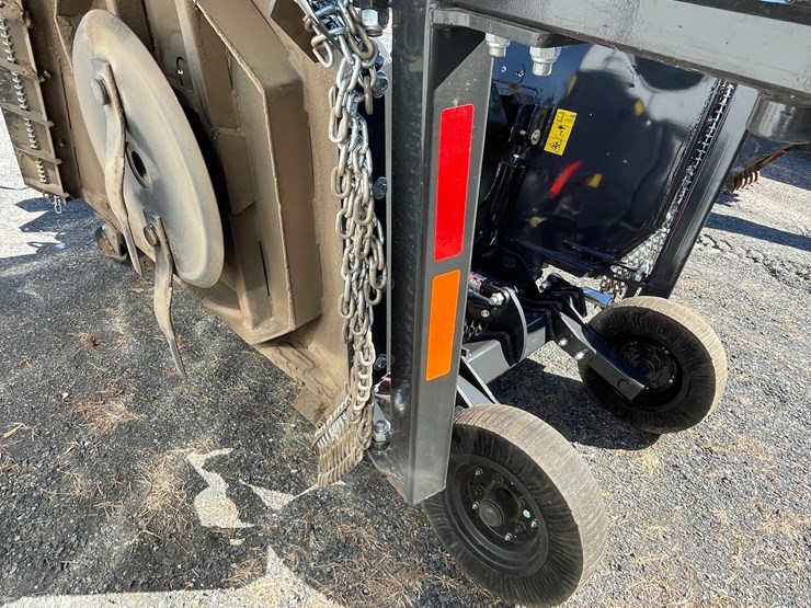 #3280-•-bobcat-12'-flex-wing-rotary-mower-image-20