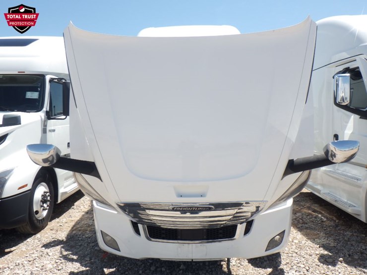 2021-freightliner-cascadia-126-image-22