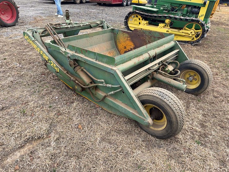 john-deere-250-image-3