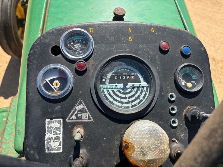 john-deere-3130-image-13