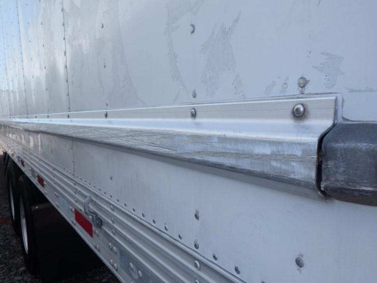 2019-utility-3000r-image-18