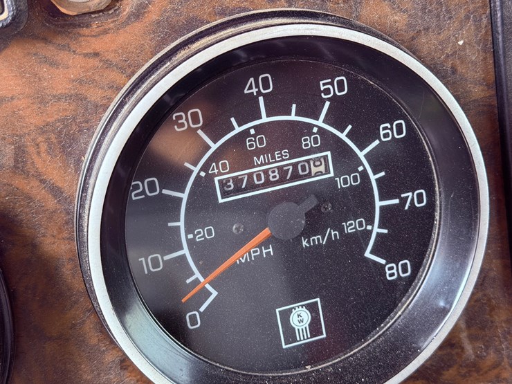 1998-kenworth-t600-image-12