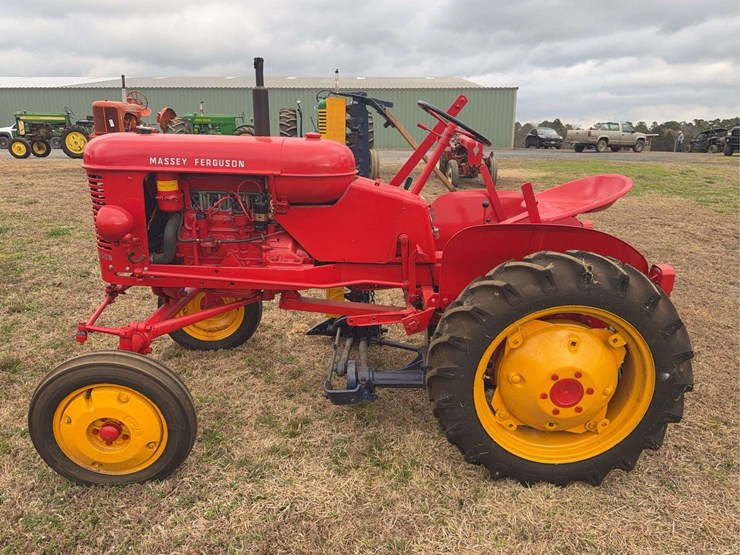 massey-furgeson-pony-image-2