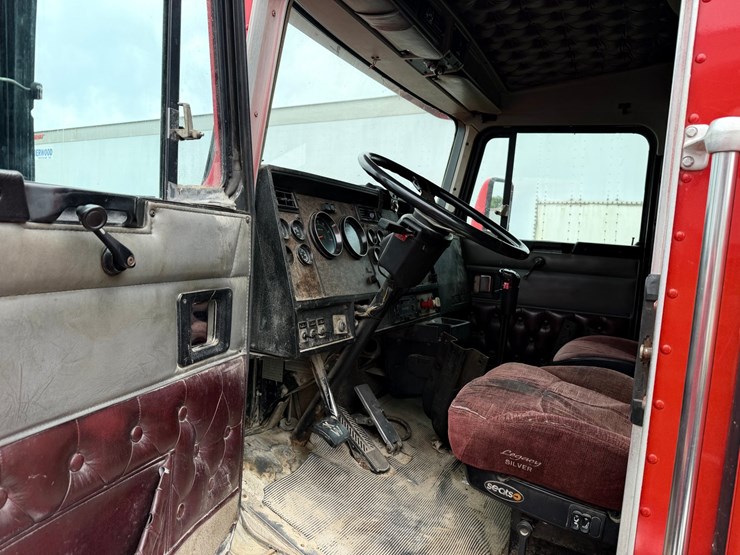 1998-kenworth-t600-image-9