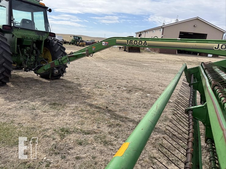 john-deere-1600a-image-23