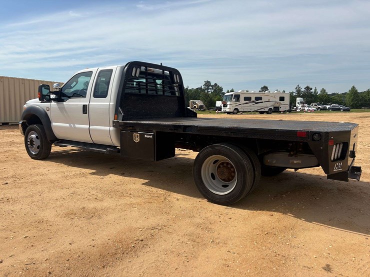 2014-ford-f550-image-2