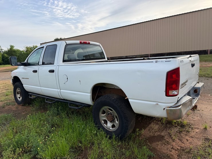 #501-•-2004-dodge-ram-pickup-truck-diesel-image-3