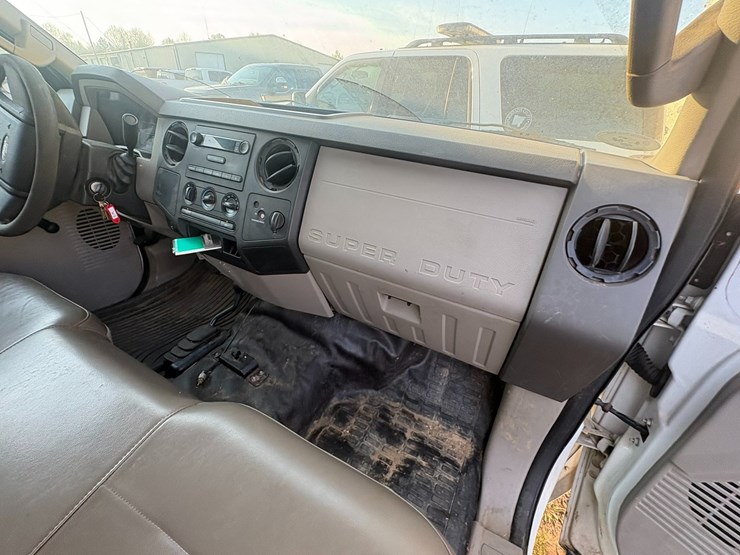 2008-ford-f250-image-28