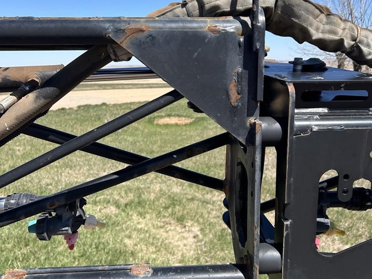 2012-john-deere-4940-image-110
