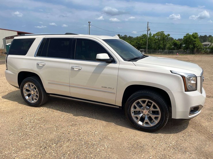 2015-gmc-yukon-denali-image-4