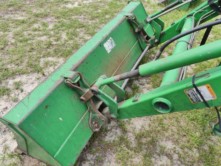 john-deere-4120-image-9