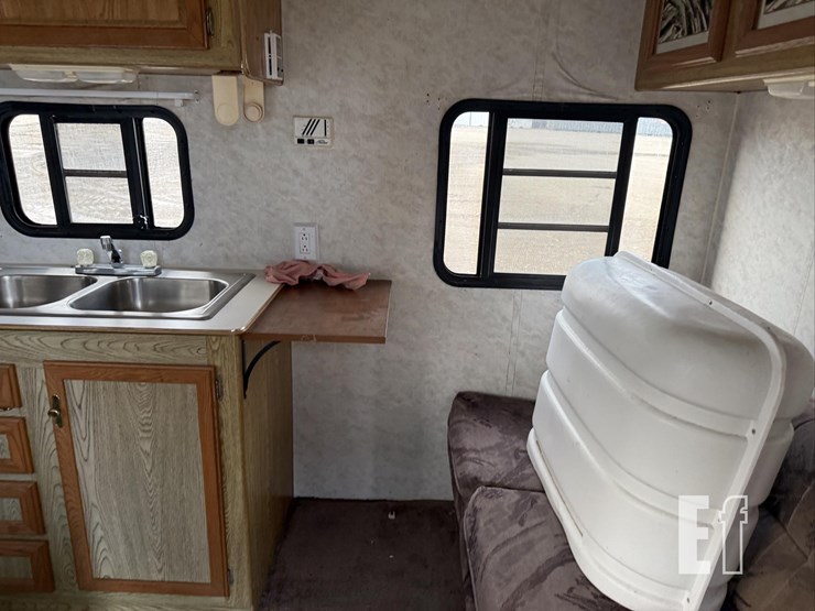 1995-sportsman-campers-&-trailers-mfg-8x27-3000-image-14