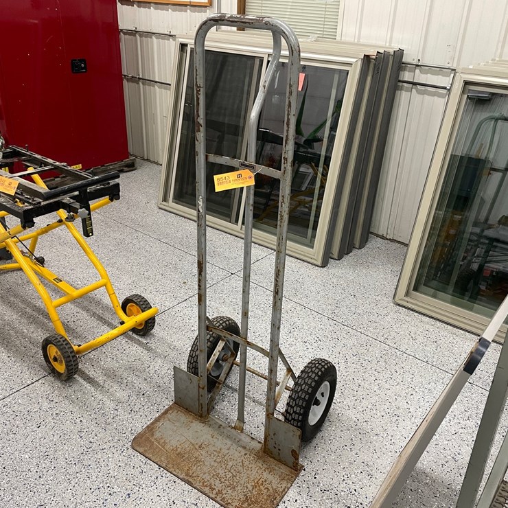 #8543 • Roughneck Dolly