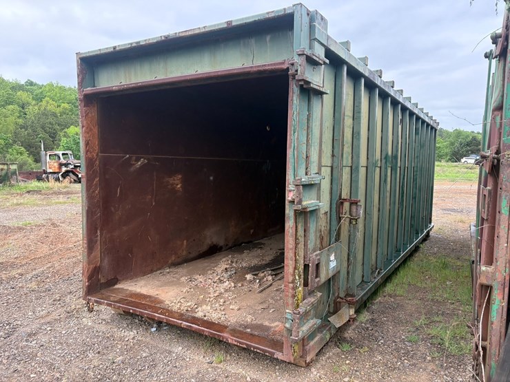 #23997-•-mcclain-~25'6"x~7'8"-roll-off-dumpster-image-3