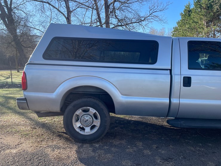2013-ford-f250-xlt-image-16