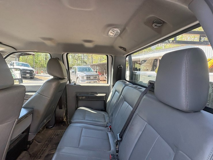 2012-ford-f350-image-38