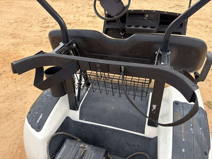 ez-go-24v-golf-cart-w/-battery-charger-image-19