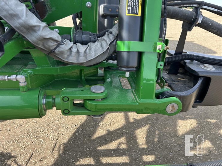 2020-john-deere-r4045-image-98