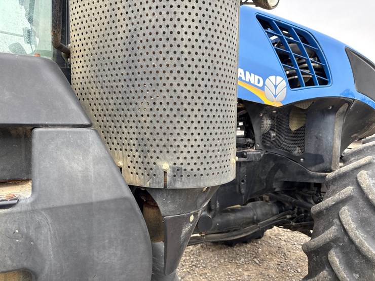 2015-new-holland-t8.410-image-14