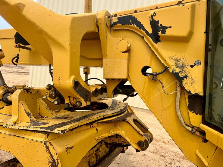 deere-670b-image-32