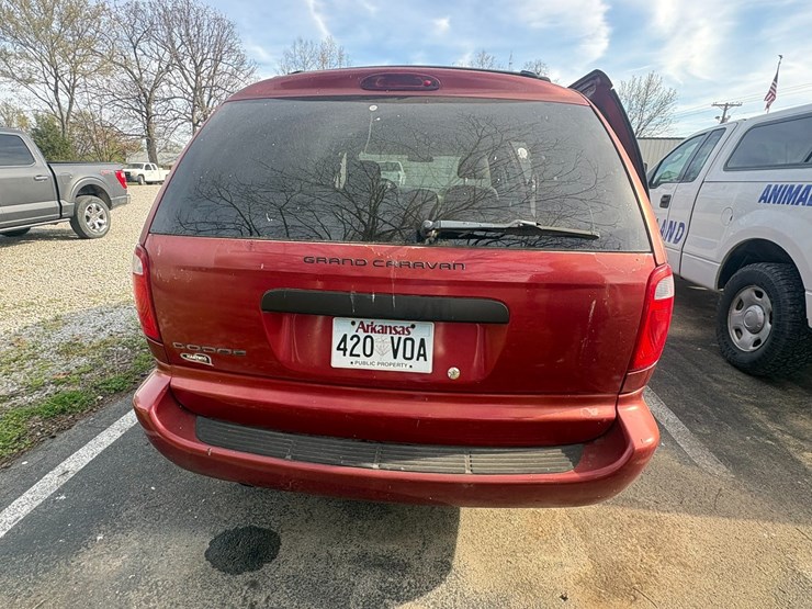 #42108-•-2007-chrysler-grand-caravan-passenger-van-vin:-1d8gp24r57b236495-image-13