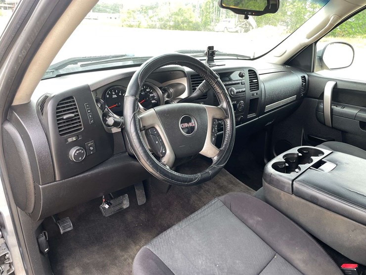 2012-gmc-sierra-1500-image-11