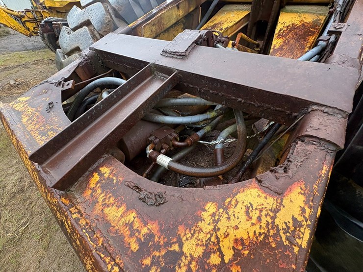#23988-•-inop-caterpillar-c613-scraper-image-45