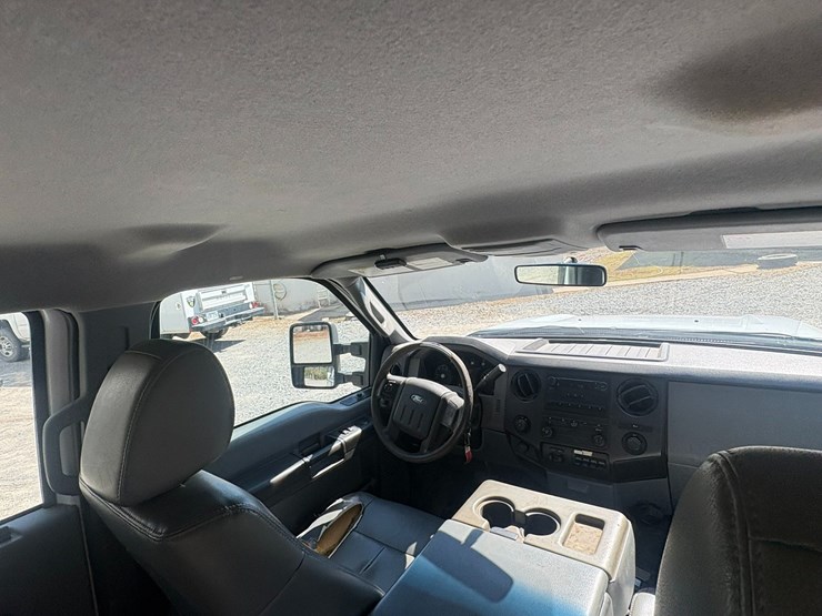 2012-ford-f350-image-33