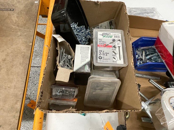 #8597-•-assortment-of-shop-items-image-12