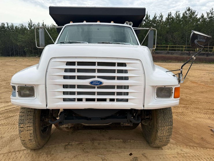 1990-ford-f900-image-9