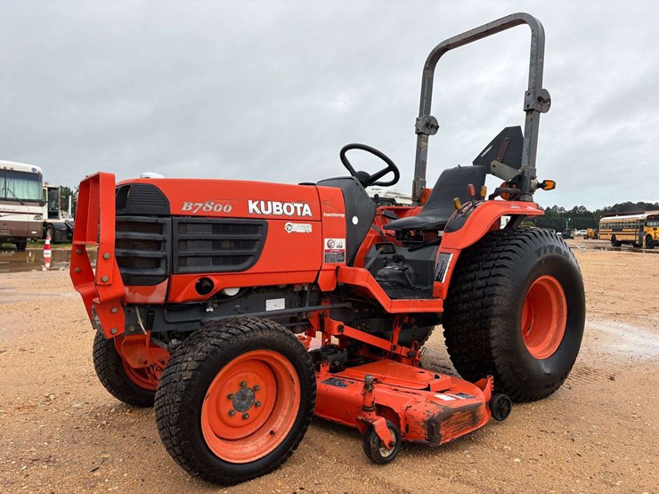 kubota-b7800-image-1