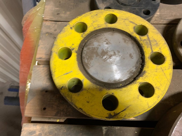 (11)-3”-to-7”-5k-blind-flanges-image-3