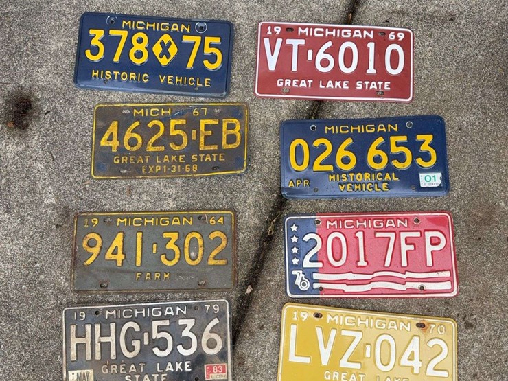 60's-and-70's-michigan-plates-image-1