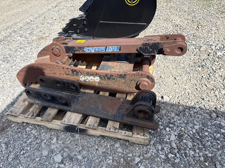 #38647-•-blue-diamond-5000-hydraulic-thumb-inv#-38647-image-5