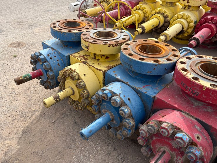 (3x$)-(3)-7-1/16”-10k-hydraulic-frac-valves-image-3