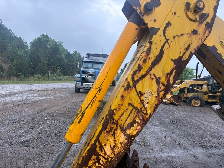 #23986-•-inop-jcb-4x4-backhoe-loader-image-22