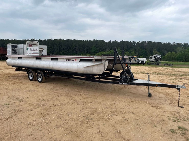 2003-palm-beach-24’-pontoon-boat-with-tandem-axle-trailer-image-4