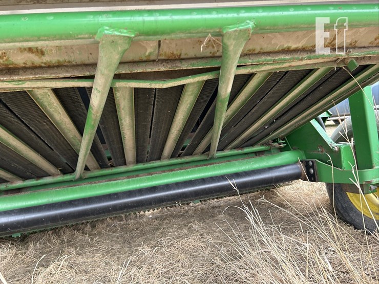 2002-john-deere-567-image-22