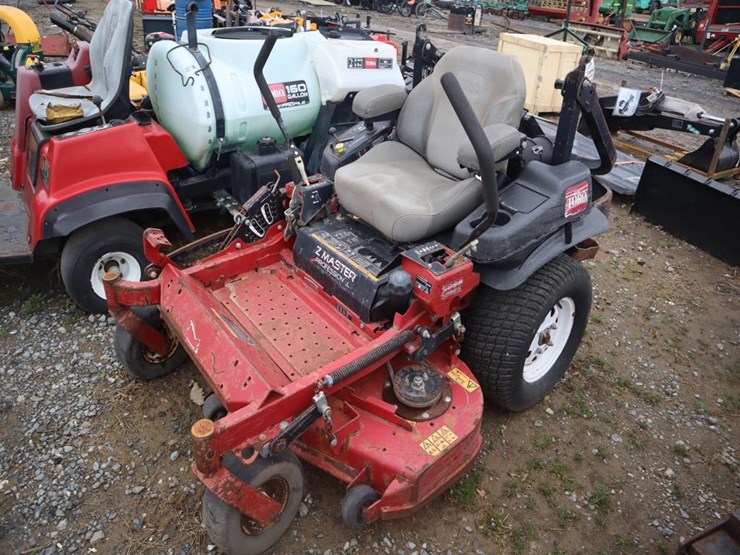 toro-5000-series-z-master-zero-turn-image-4