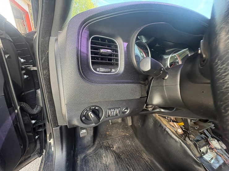 #23960-•-2015-dodge-charger-sedan-2c3cdxat6fh890807-image-51