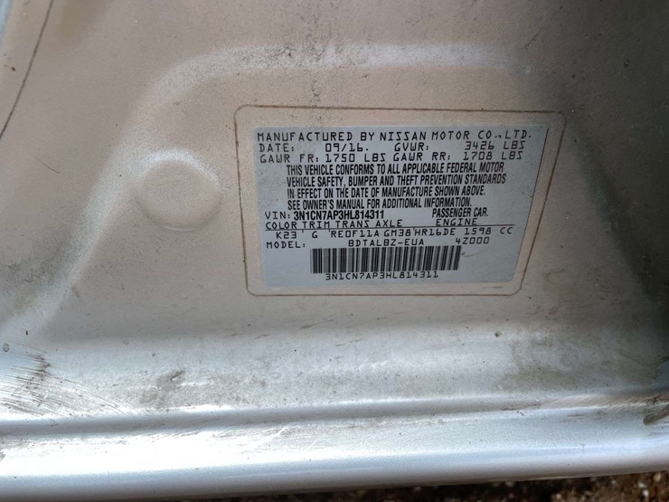 2017-nissan-versa-sv-4-door-sedan-(191,051-miles)-image-27