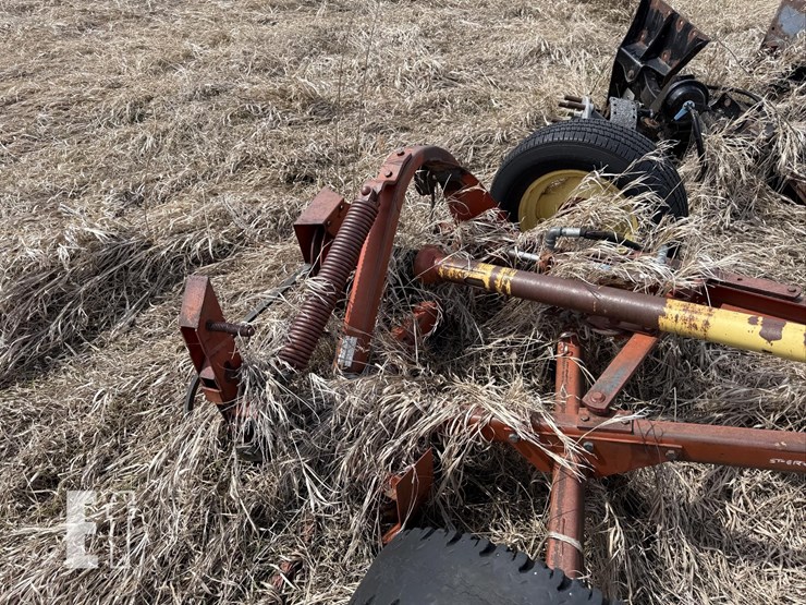 new-holland-456-image-3