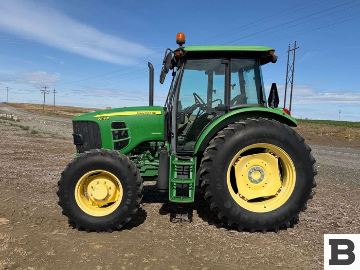 2009-john-deere-6115d-image-3