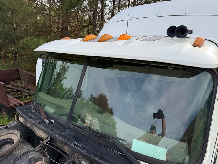 #502-•-2005-mack-cxn613-truck---2005-mack-road-tractor-w/-sleeper-image-21