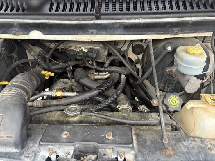 2000-dodge-ram-van-image-20