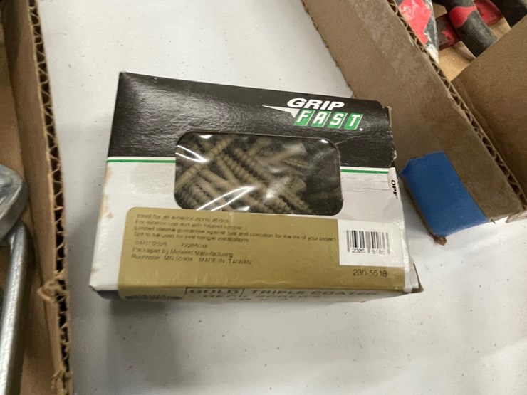 #8597-•-assortment-of-shop-items-image-16